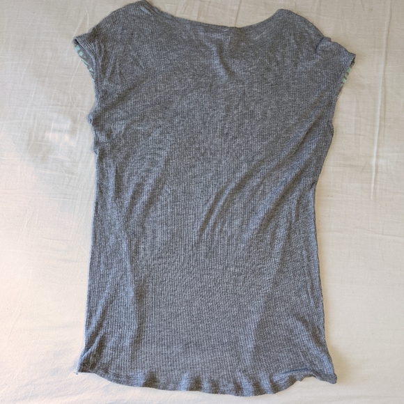 CAbi Sleeveless Printed Top Small - Picture 5 of 6